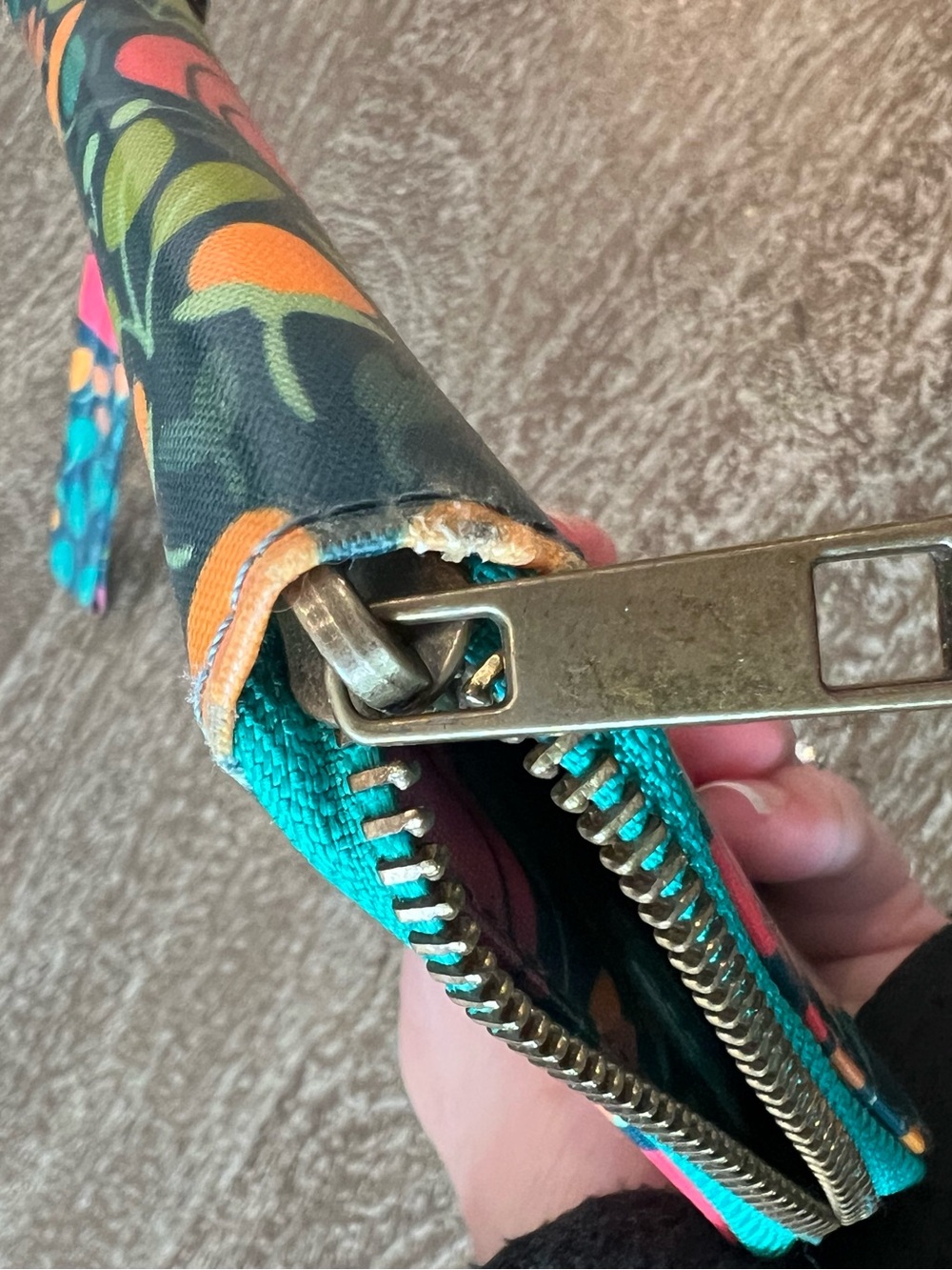 Floral Zip Wristlet Wallet w/RFID card - Picture 7 of 8